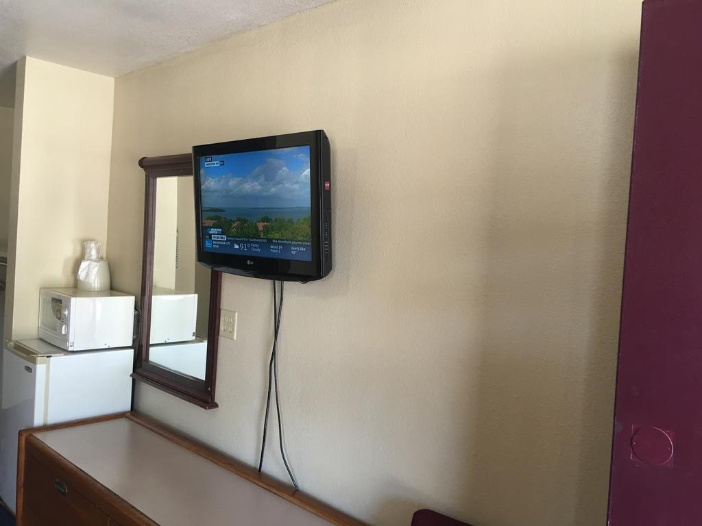 Best Value Inn Motel Sandusky Marianna Zewnętrze zdjęcie