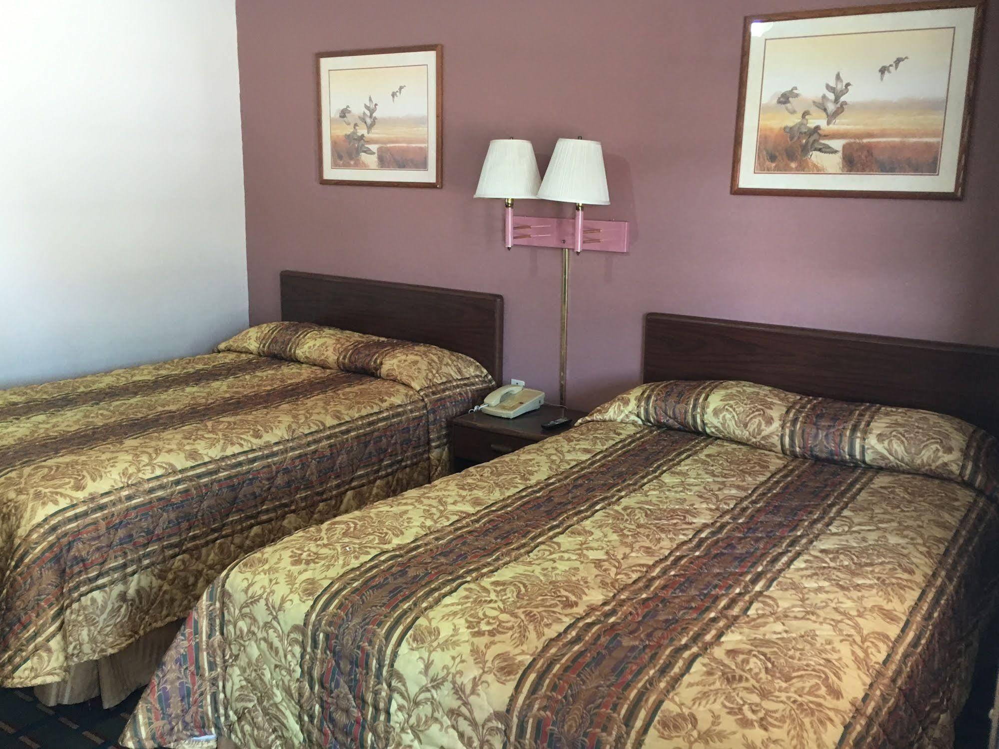 Best Value Inn Motel Sandusky Marianna Zewnętrze zdjęcie