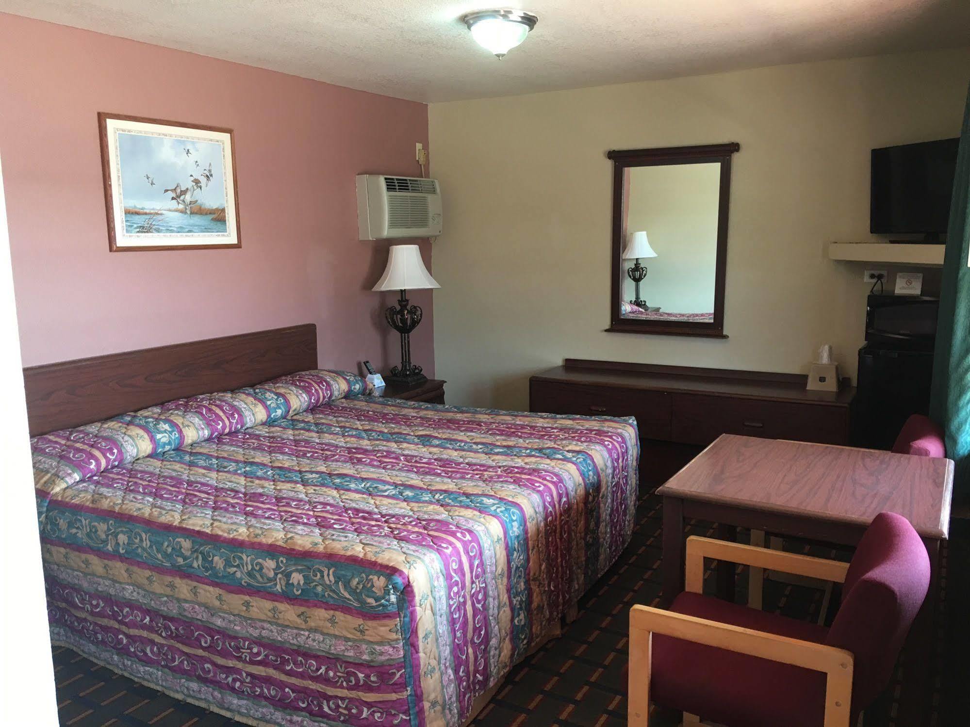 Best Value Inn Motel Sandusky Marianna Zewnętrze zdjęcie