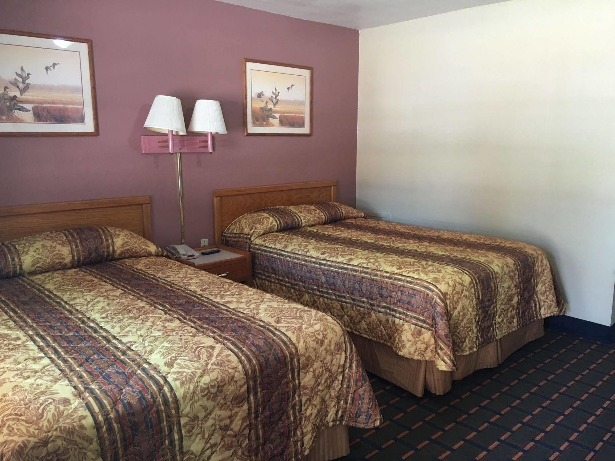 Best Value Inn Motel Sandusky Marianna Zewnętrze zdjęcie